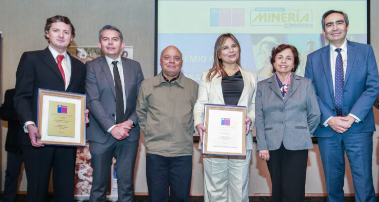 Los Bronces obtiene premio nacional de seguridad minera entregado por Sernageomin