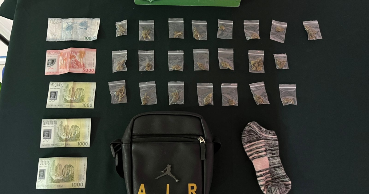 Sujeto ofrece marihuana a carabineros en Concepción