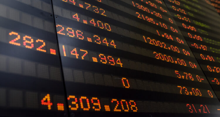 Nuevo máximo histórico en la Bolsa de Santiago: IPSA cierra por sobre los 8.700 puntos