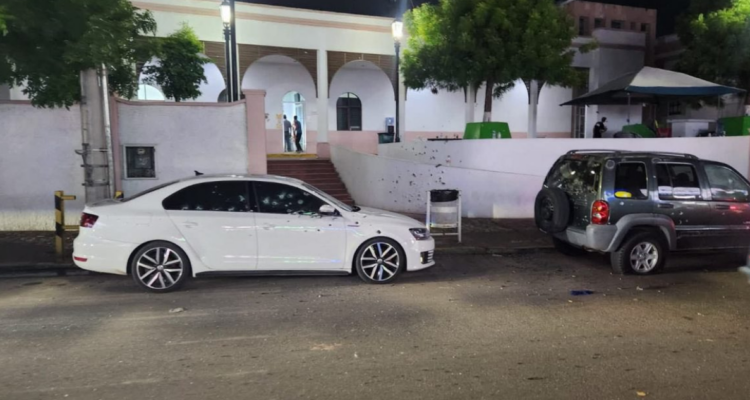 México ataques a tres hospitales de Culiacán dejan al menos 5 muertos