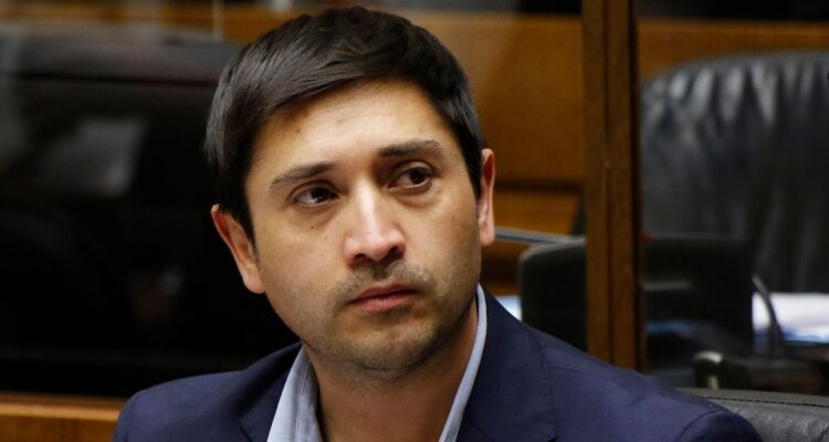 FRVS confirma candidatura de Miguel Ángel Calisto al Senado en pacto paralelo al oficialismo