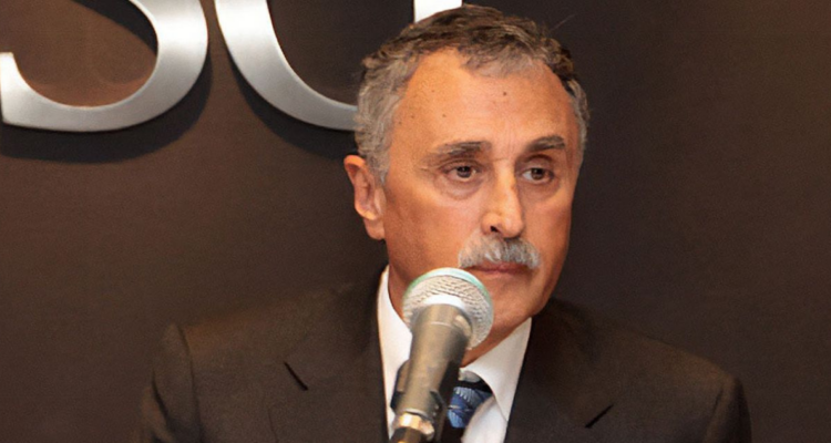 Ministro de Salud argentino arremete contra laboratorio por muertes por fentanilo.