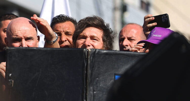 Nueva jornada de allanamientos por causa de corrupción que involucra altos cargos de gobierno de Milei