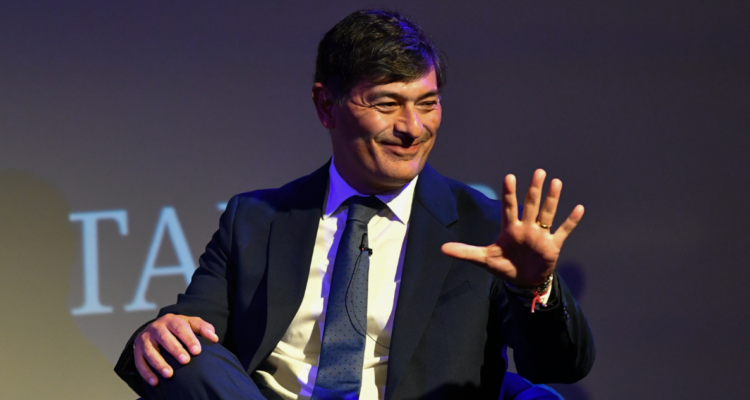 Parisi inscribe su candidatura y reitera mensaje a criminales: “Tienen dos opciones, bala o cárcel”