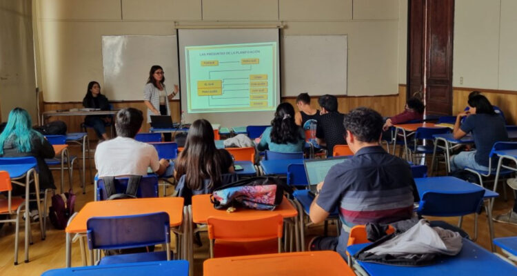 Iniciativa busca reducir rezago educativo y mejorar la infraestructura de establecimientos en Atacama