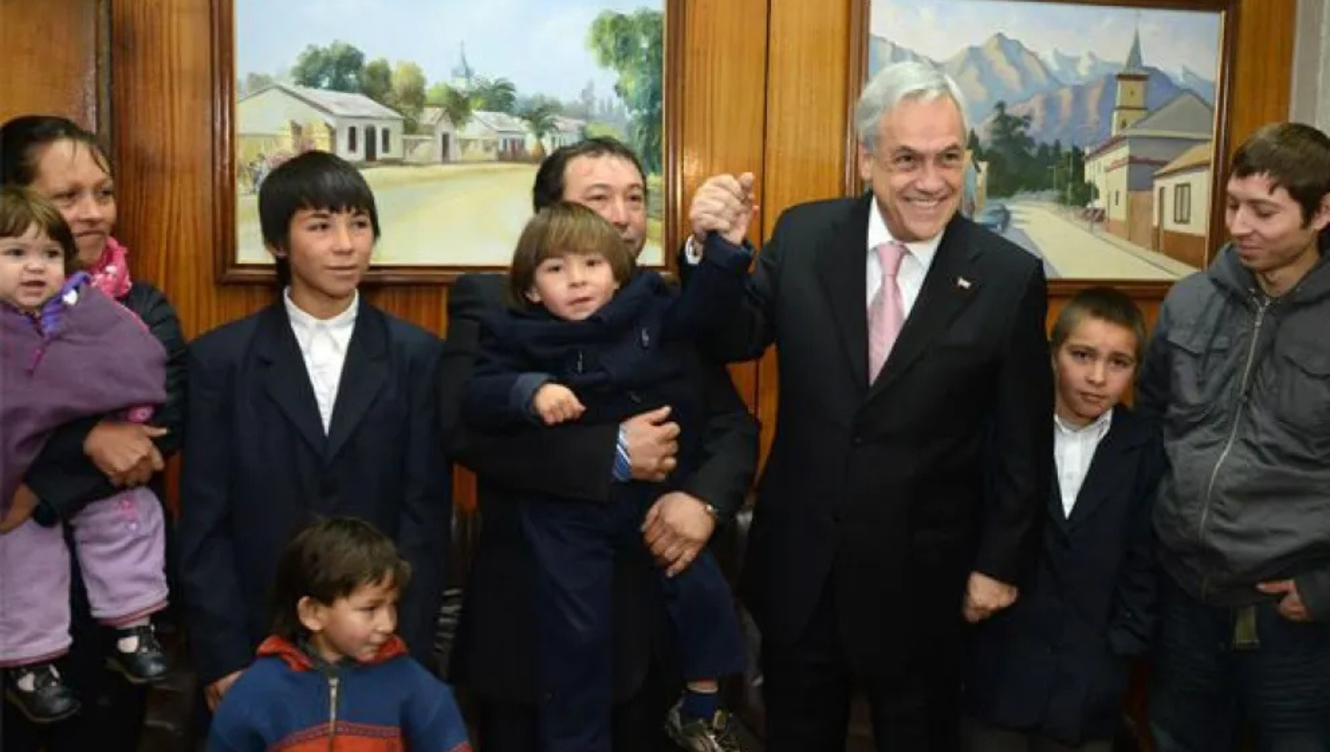 Por norma, presidente chileno puede ser padrino del séptimo hijo de las familias chilenas