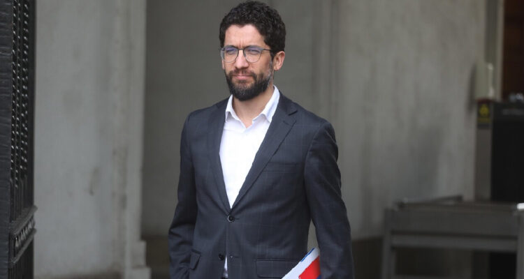 Proyecto que crea el Subsidio Unificado al Empleo enfrenta cuestionamientos en el Congreso