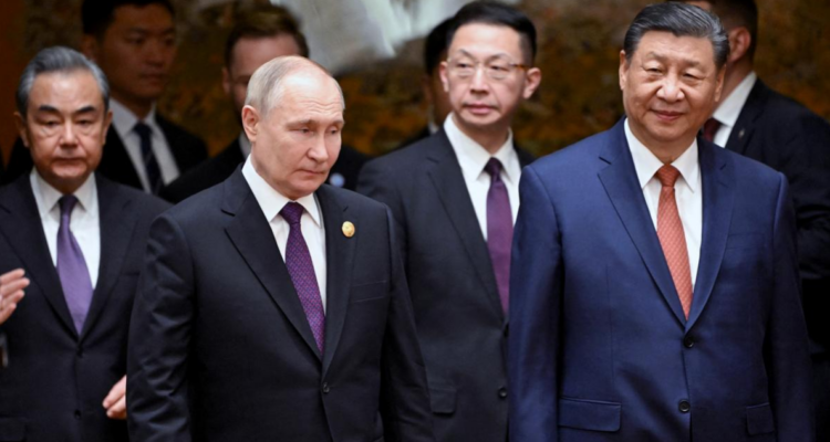 Putin llega a China para cumbre de líderes convocada por Xi Jinping