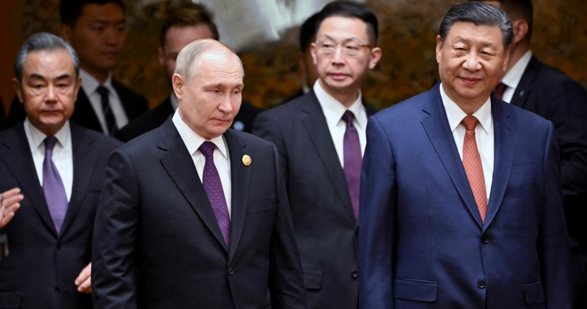 Putin llega a China para cumbre de líderes convocada por Xi Jinping