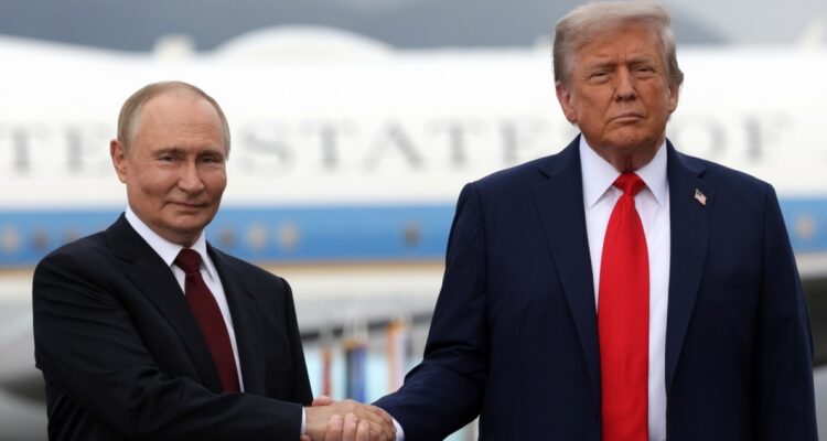 68% de los rusos creen que Putin y Trump llegaron a un entendimiento en Alaska