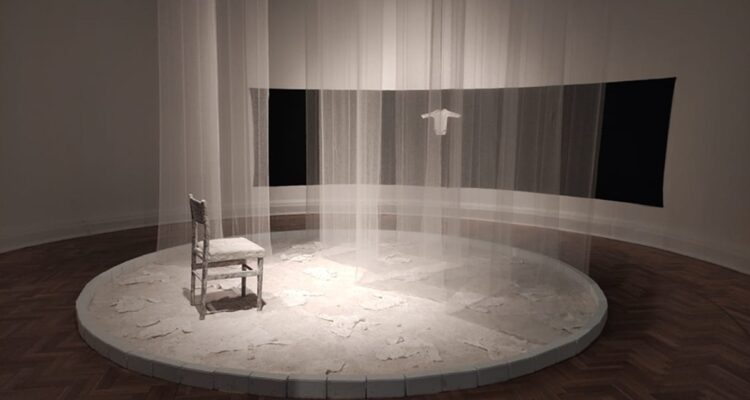 Requiem ad Calamitatem (Réquiem por la Catástrofe), Janet Toro