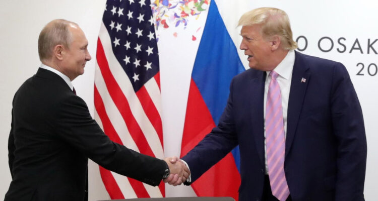 ¿Se sella el futuro de Ucrania? Trump confirma reunión con Putin en Alaska