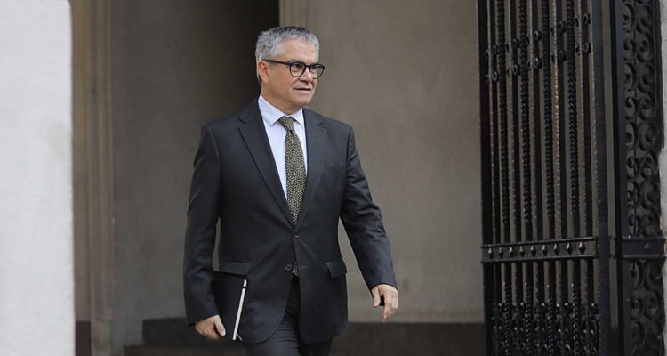 “Se va la persona más seria”: las reacciones desde el Congreso tras la renuncia de Mario Marcel