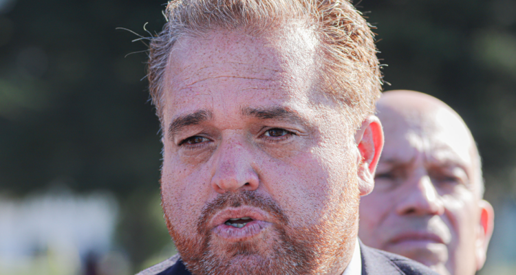 Gobernador Giacaman cree necesario pedir ayuda internacional por ola de asesinatos en el Bío Bío