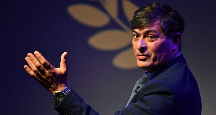 Parisi: “En Chile se tiene que volver a respetar el Estado de Derecho y nosotros haremos que sea así”