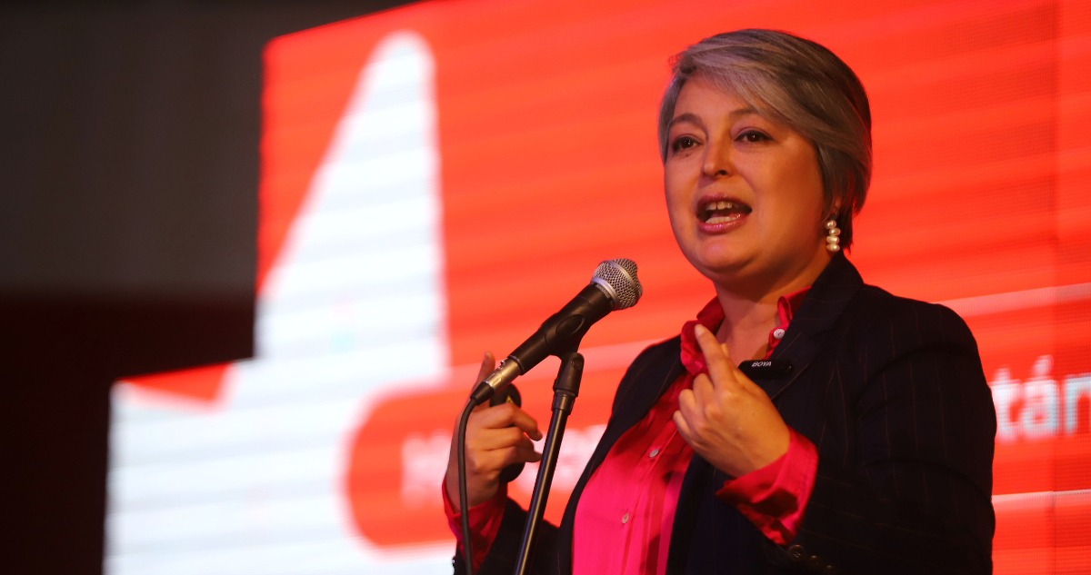 Jeanette Jara lamenta “imprecisión” por dichos sobre aborto libre en programa de primarias