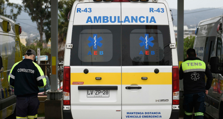 Hombre fue brutalmente atacado con arma blanca tras forcejear con mujeres que lo asaltaron en Limache