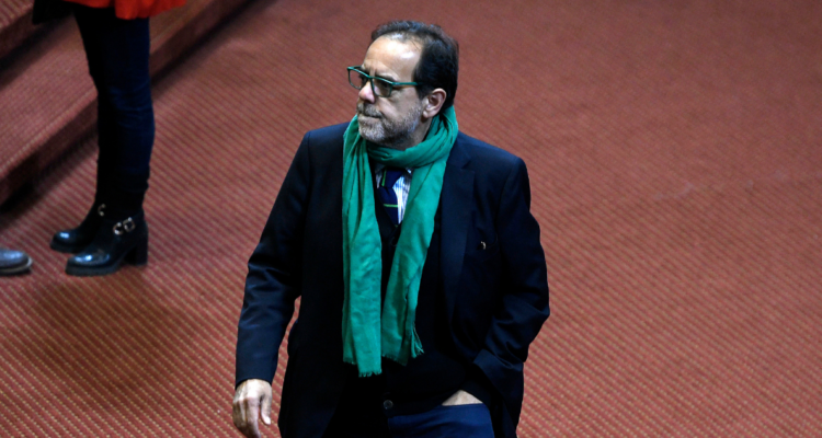 Mulet refuta críticas de expresidente Frei a partidos políticos: “No es la cantidad, sino la calidad”