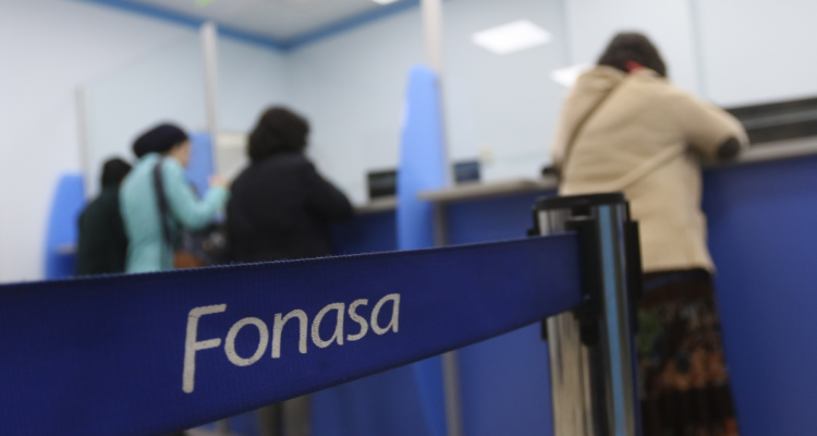 Más control de licencias médicas y más: qué propone el proyecto que moderniza el sistema de salud