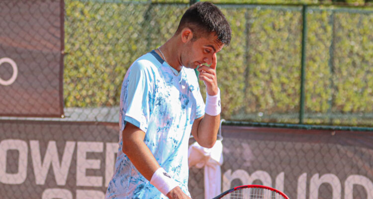 Tomás Barrios en el Challenger de Concepción foto de archivo