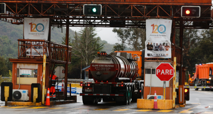 A 15 años del derrumbe en San José, un nuevo incidente en El Teniente reabre el debate sobre los riesgos en la minería profunda en Chile. ¿Ha avanzado lo suficiente la supervisión técnica?