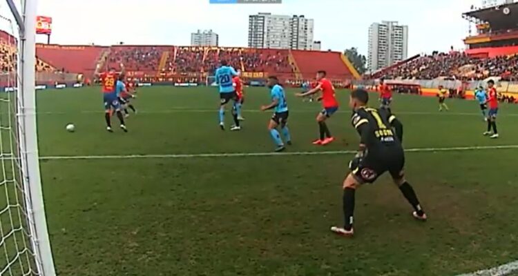 Así operó el VAR en polémica de Unión Española con Iquique: ¿Penal fantasma?