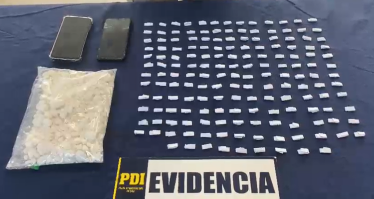 Tres detenidos deja incautación de casi medio kilo de cocaína base en domicilio de San Antonio