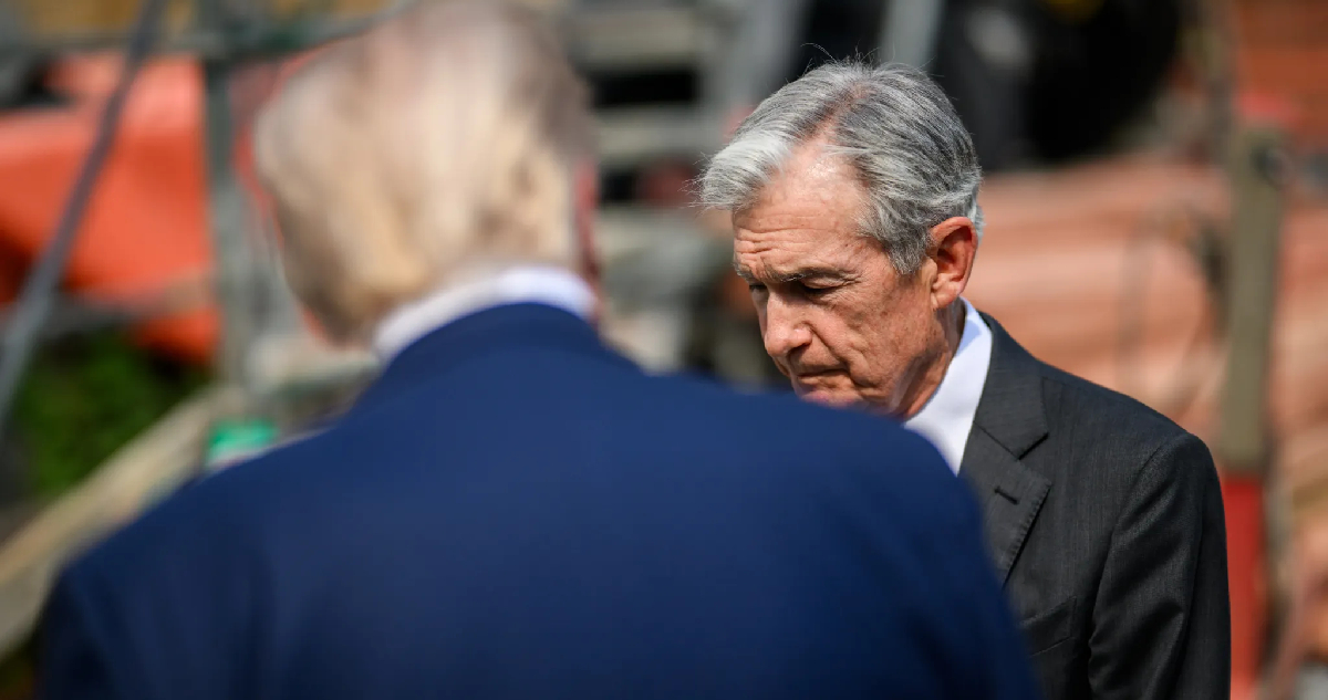 Trump dobla la apuesta contra presidente de la Fed y amenaza con demandarlo: “Trabajo incompetente”