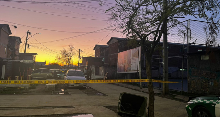Un hombre fallecido y tres personas lesionadas tras una balacera en El Bosque.
