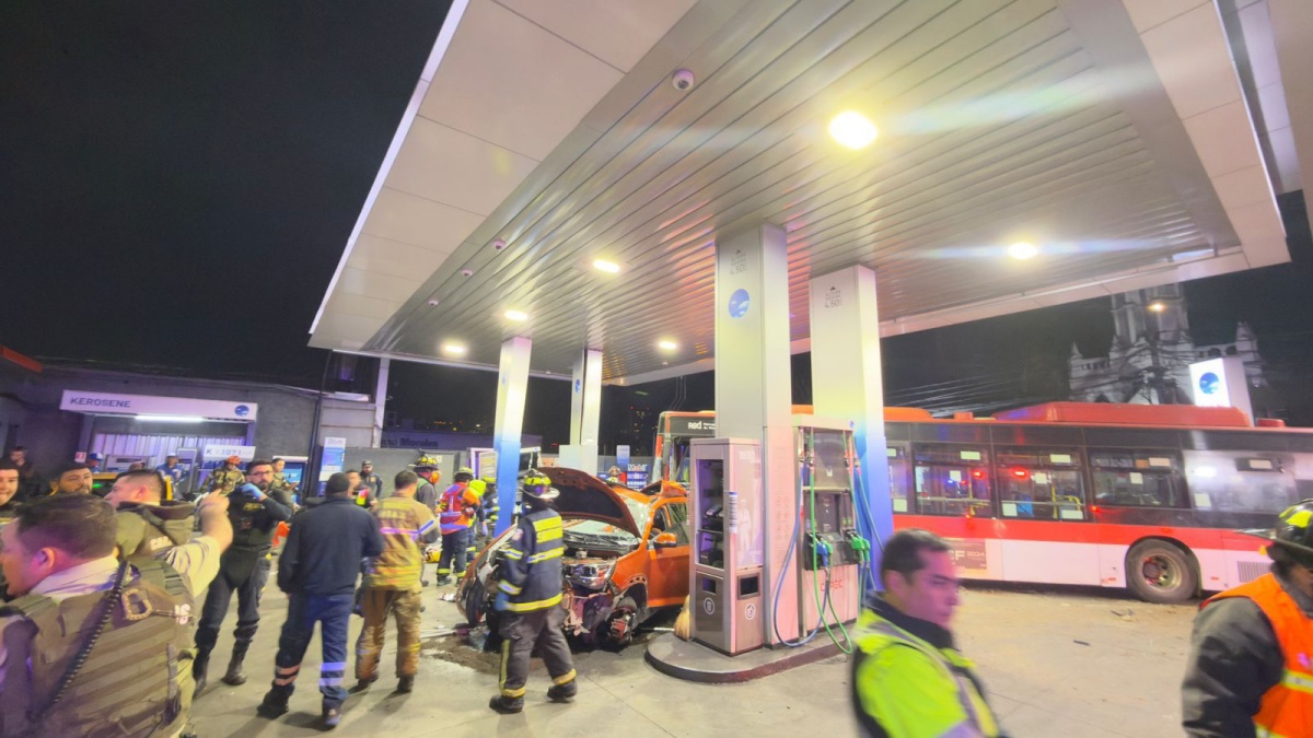 Muere segundo ladrón que colisionó bus RED