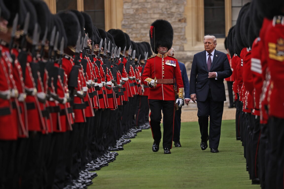 magnífica ceremonia con que el rey Carlos III recibió a Trump en Windsor