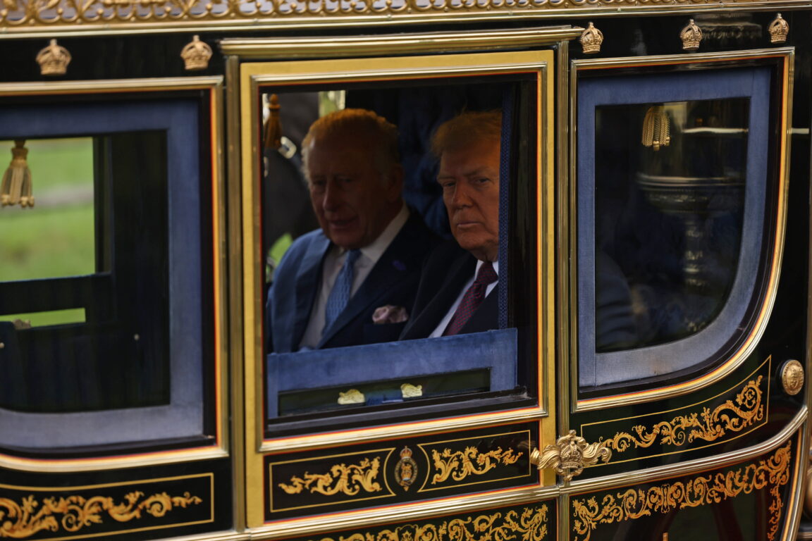 magnífica ceremonia con que el rey Carlos III recibió a Trump en Windsor