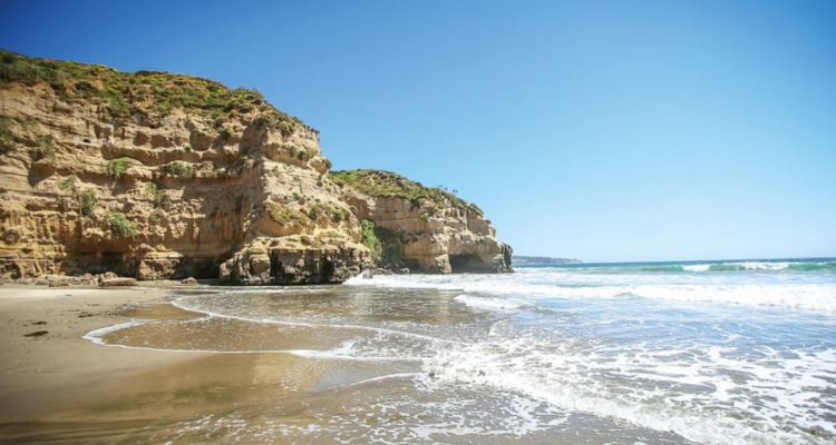 Sacan a los Acantilados de Quirilluca de listado de Sitios Prioritarios para la Biodiversidad