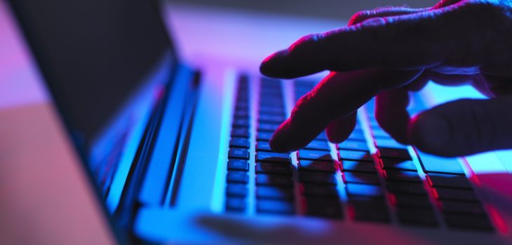 Afganistán cumple 20 horas de apagón masivo entre el silencio absoluto del régimen talibán