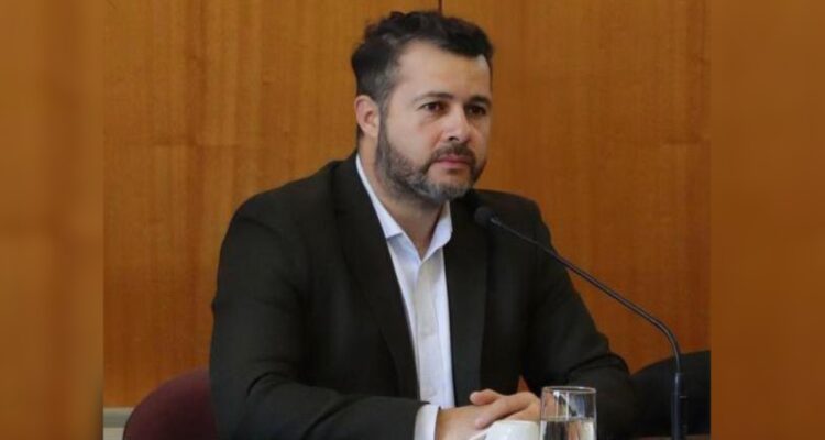 Alcalde de Melipeuco mordido en la oreja durante actividad