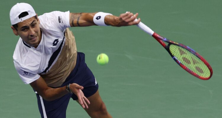 Alejandro Tabilo sigue vivo en el Challenger de Guangzhou