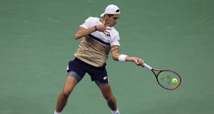 Alejandro Tabilo está en la final del Challenger de Guangzhou (China).