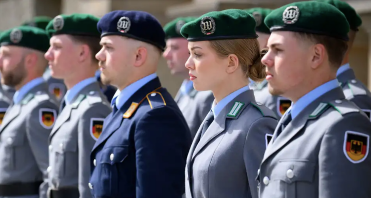 Alemania necesita más reclutas y entre polémica está a punto de restituir servicio militar obligatorio