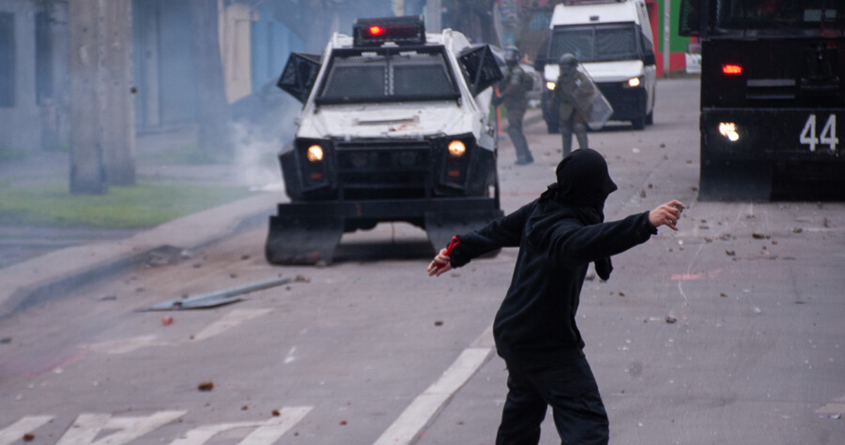 Balance de romería al Cementerio General incidentes terminan con más de 50 detenidos.