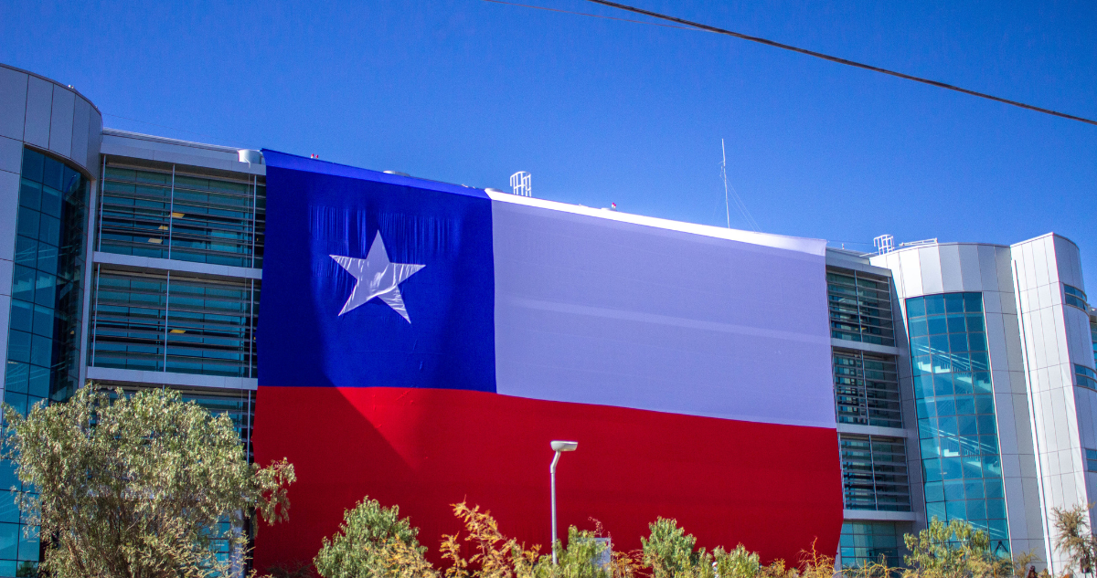 De cuánto es la multa por no instalar la bandera chilena en Fiestas Patrias y cuándo debes hacerlo
