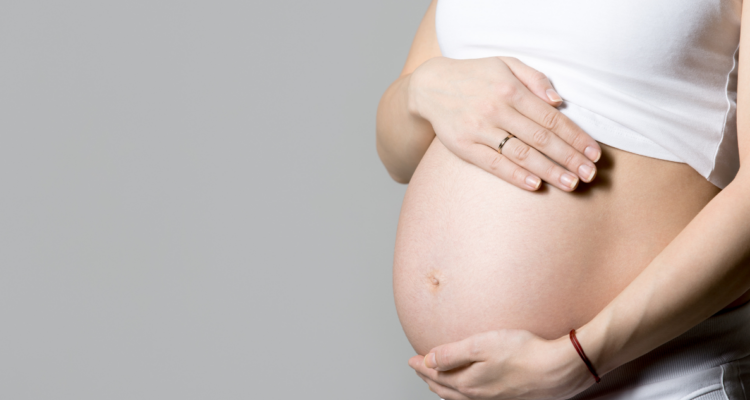 Bolivia prohíbe el matrimonio infantil y uniones libres de menores de 18 años