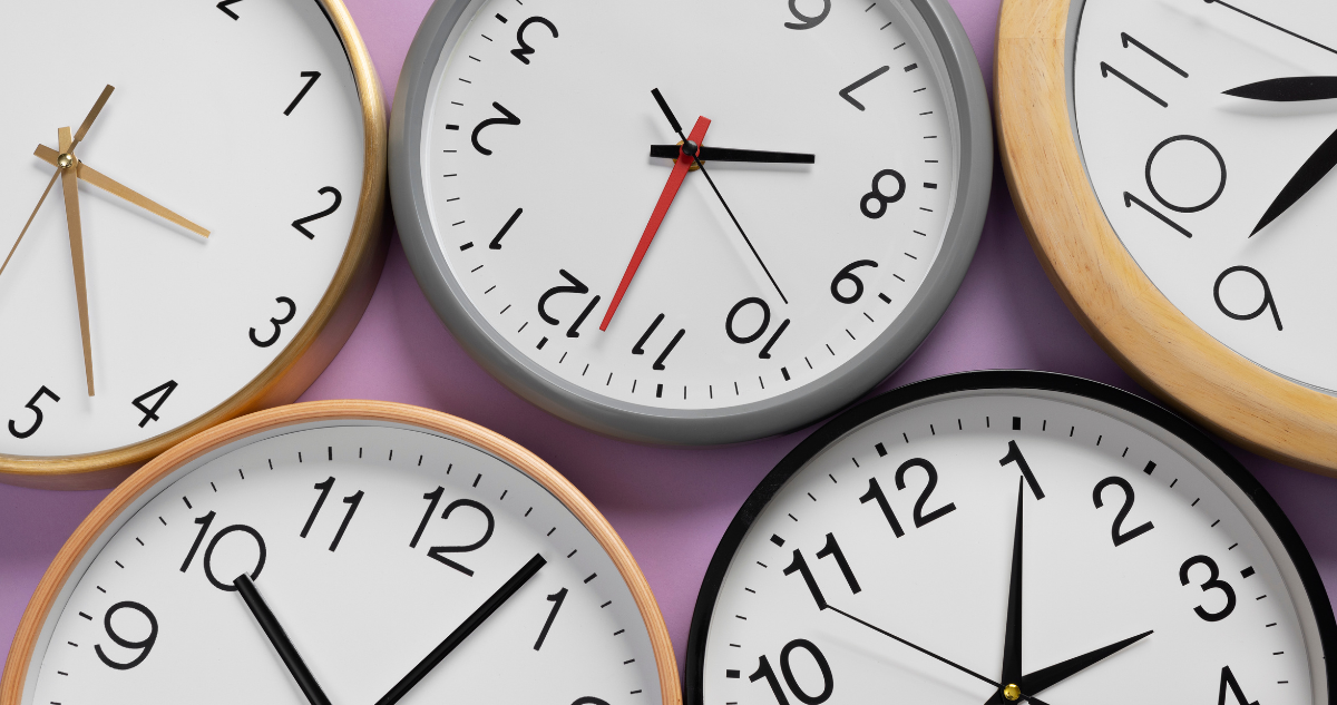 Esta noche se realiza el cambio de hora ¿Se adelantan o retrasan los relojes?