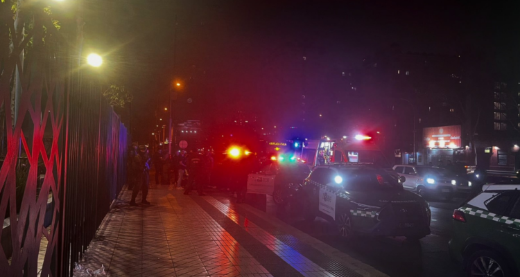 Carabinero de civil hirió de bala a delincuente que efectuaba un robo en Estación Central