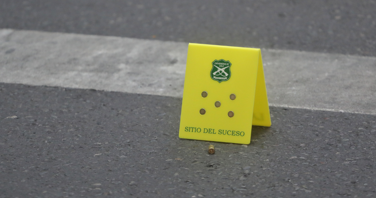 Carabineros balea a hombre que habría amenazado a transeúntes con un hacha en La Serena: está grave
