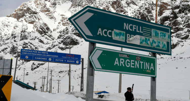 Anuncian cierre preventivo del Paso Los Libertadores por pronóstico de nieve este fin de semana