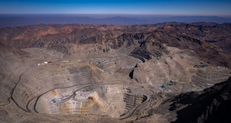 Codelco y Anglo American cierran alianza para mega proyecto minero: el distrito Andina-Los Bronces