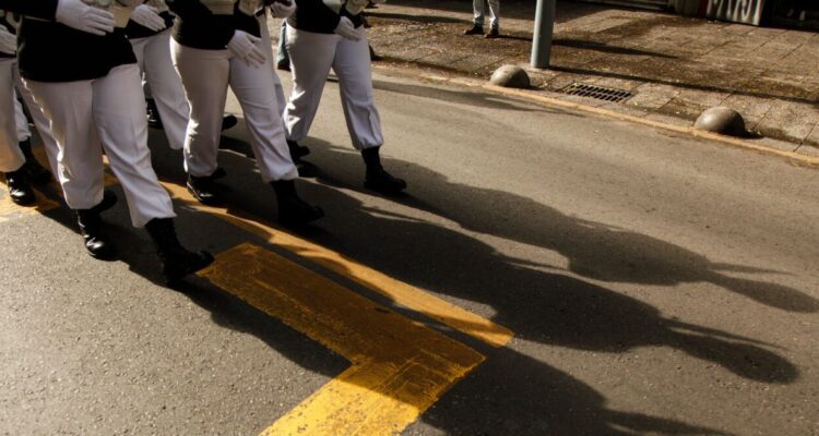 Suprema condena a 3 marinos por asesinato de estudiante en falso enfrentamiento en 1989 en Valparaíso