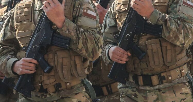 Sorprenden a dos conscriptos consumiendo drogas al interior de regimiento militar de Pozo Almonte