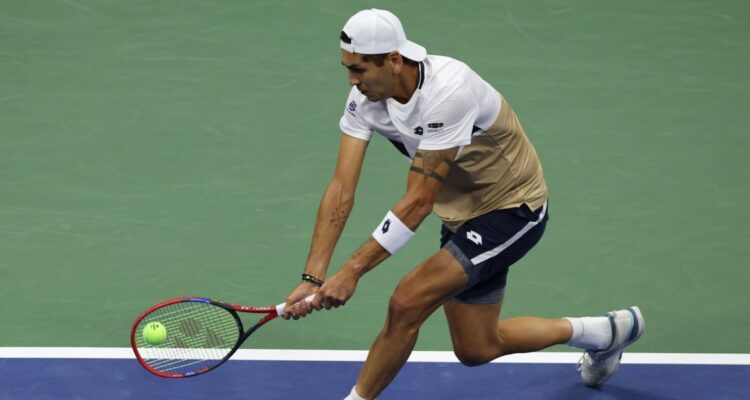 Alejandro Tabilo explicó su baja de Copa Davis.