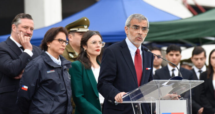 Cordero y demandas de funcionarios PDI por bono: Gobierno tiene que “asumir” decisiones de la Justicia